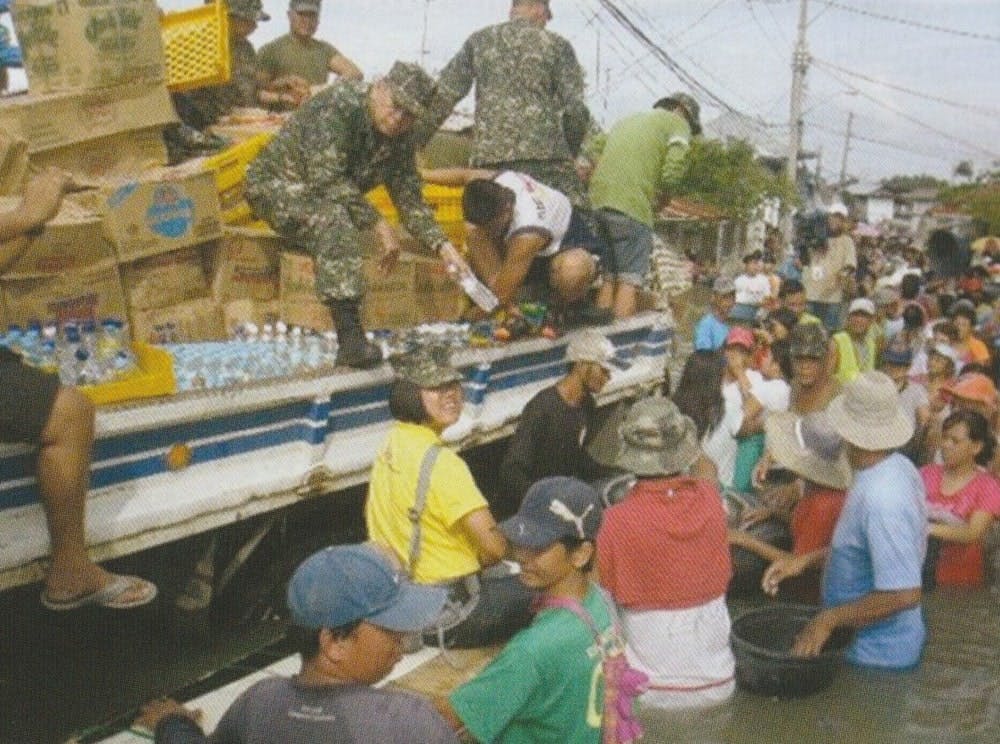 Marine reservists led by Brigadier General Espiritu conduct HADR ops for the people of Hagonoy, Bulacan in 2012