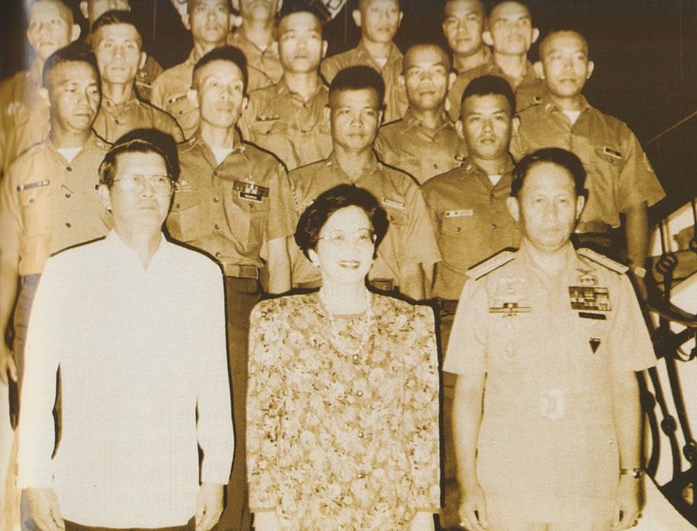 Cory Aquino and the Marines during the 1987 Coup