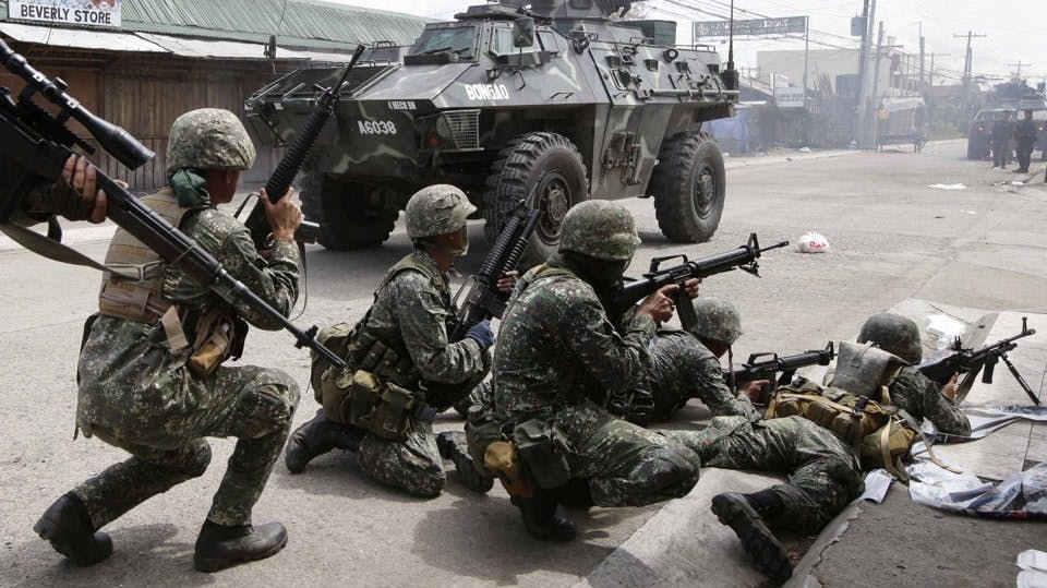 Marines conduct clearing ops in Zamboanga City